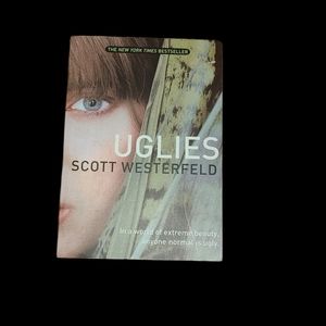 New York Times Bestseller UGLIES Scott Westerfeld 2005